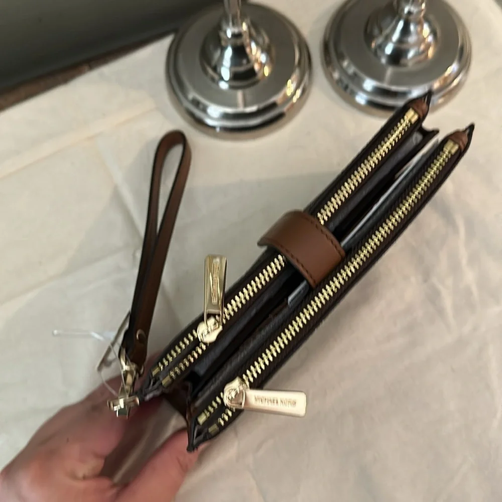 Michael Kors double zipper wallet